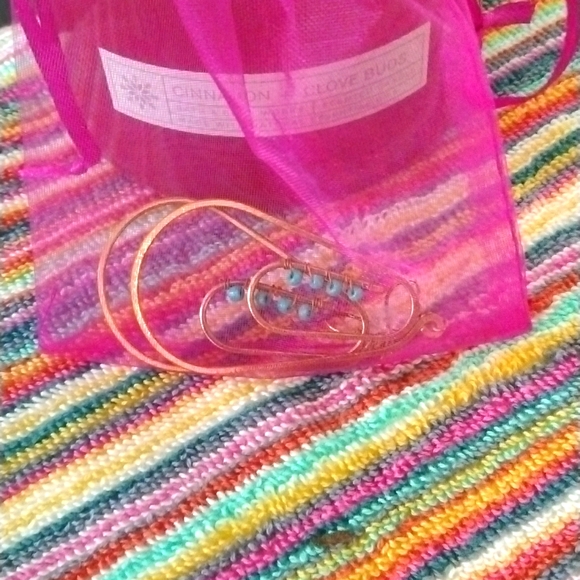 Accessories Bundle - Picture 2 of 9